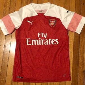 Arsenal soccer jersey